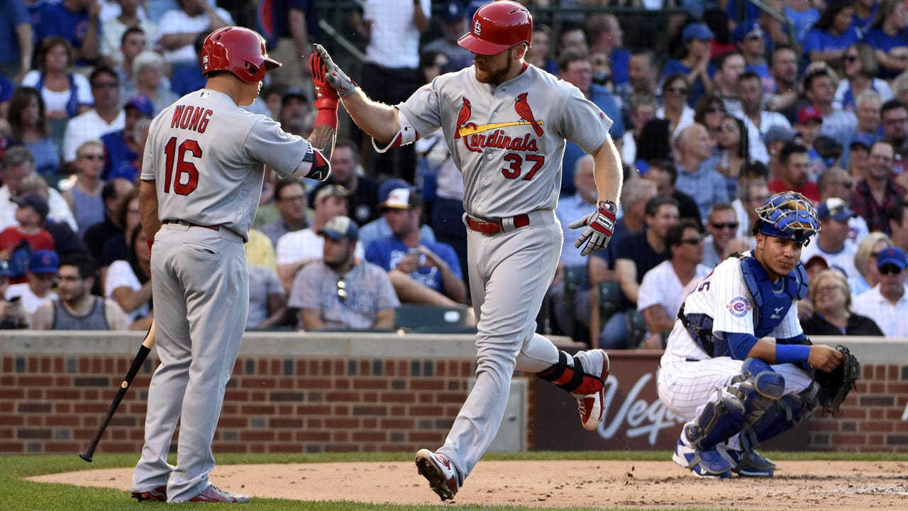 Cards stop five-game skid in best possible way: a 3-2 win over Cubs
